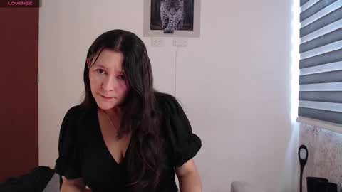 _alice_horny_ online show from March 23, 9:42 pm