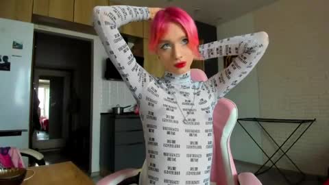 Gaylord online show from April 8, 8:39 am