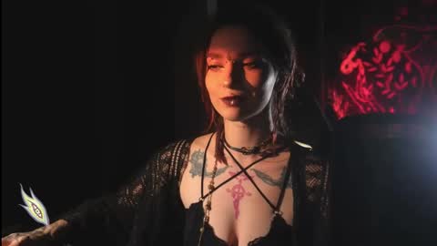 Snapshot of _alicemorrison_ chatting on October 9, 9:09 pm Alice Morrison Mistress Datura online show from October 9, 9:09 pm