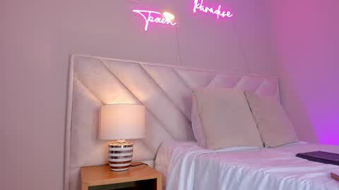 ngela  online show from February 28, 12:20 pm