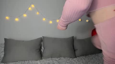 Anna online show from April 2, 6:26 pm