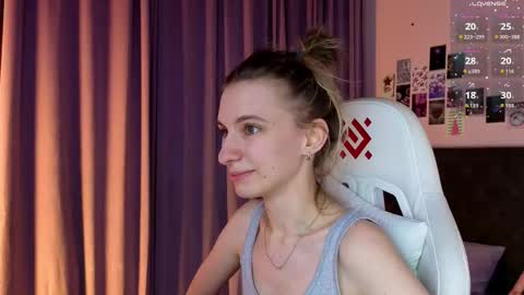 _ash_leyy_ online show from March 3, 7:26 am