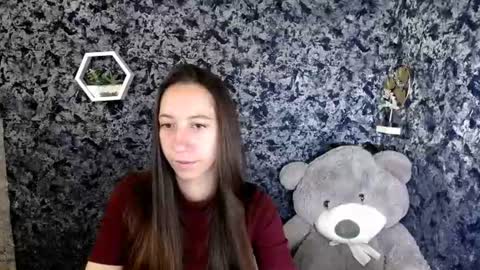 _astraia_ online show from July 18, 7:32 am