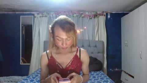 _azalea_65 online show from October 30, 2:23 am