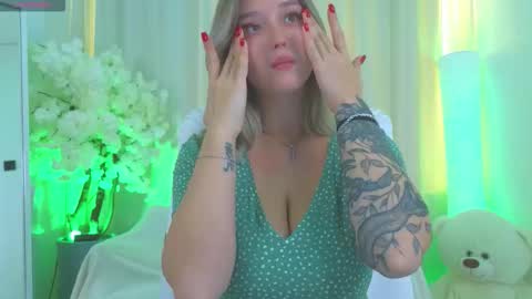 Jess online show from October 6, 3:57 am