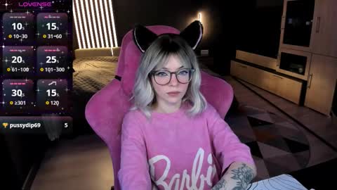 Olivia Subscribe to my Fansly -   online show from March 10, 12:15 am