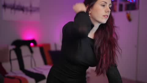 Lili online show from March 20, 8:30 am