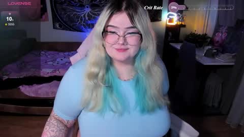 _candym1lky_ online show from January 9, 7:47 am