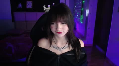 _charlotte_collins_ online show from December 21, 3:18 pm