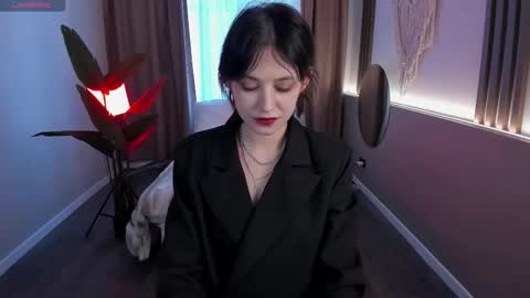 _chillbacca_ online show from February 18, 12:27 pm