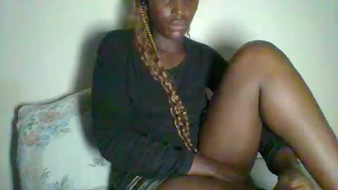 clara online show from February 12, 7:02 pm