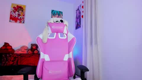  Chloe  online show from October 11, 5:45 am