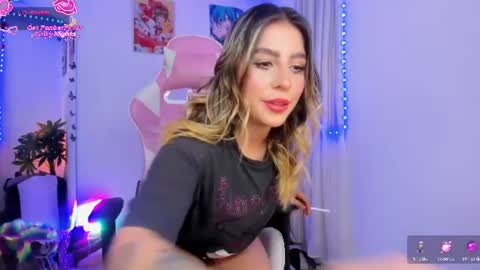  Chloe  online show from June 19, 3:34 am