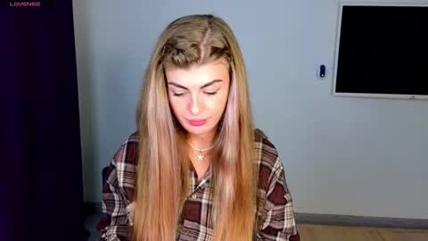 Snapshot of _comefeelme_ chatting on October 20, 5:34 am D online show from October 20, 5:34 am