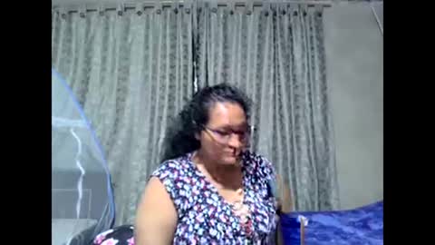 _cristal09 online show from October 5, 1:47 am