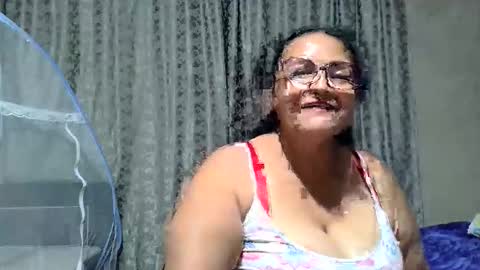 _cristal09 online show from October 6, 5:14 am