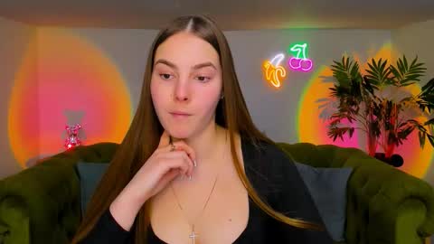 Erika online show from November 26, 1:30 pm