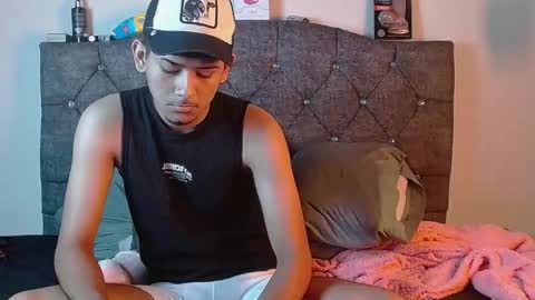 _daphne_gray online show from October 21, 5:23 am