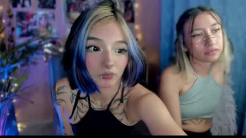 paula online show from December 12, 4:48 am