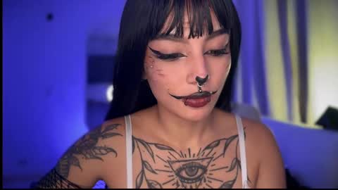 paula online show from November 1, 2:45 am