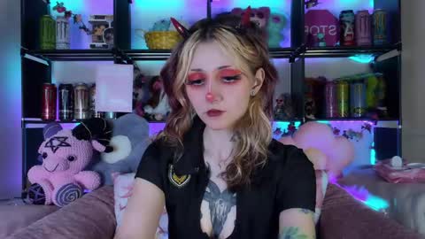 Kate online show from May 29, 7:12 pm