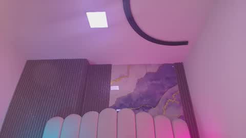 Dione online show from March 20, 8:14 pm