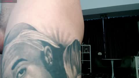 Dylan online show from April 4, 7:04 am