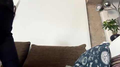  elena barra online show from April 15, 8:28 am