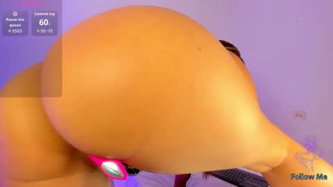 Elizabeth online show from October 16, 12:32 am