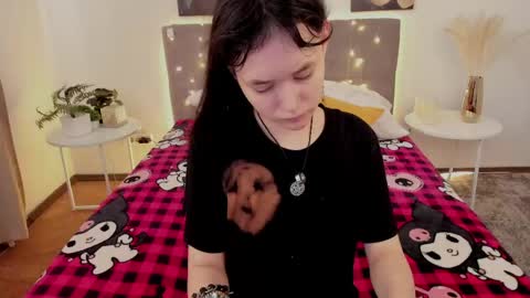 _emily__strike_ online show from May 26, 1:55 am