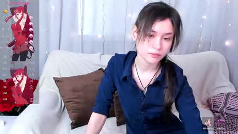 Snapshot of _emily__strike_ chatting on March 2, 9:42 am _emily__strike_ online show from March 2, 9:42 am