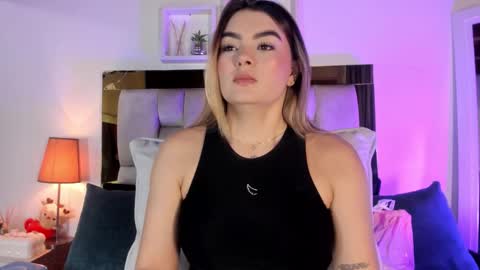 Isabella online show from February 5, 12:20 pm