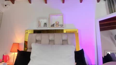 Isabella online show from December 4, 12:16 pm