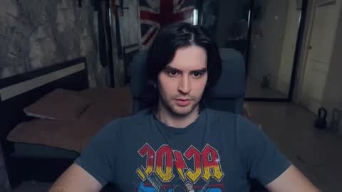 Keanu online show from January 18, 2:59 pm