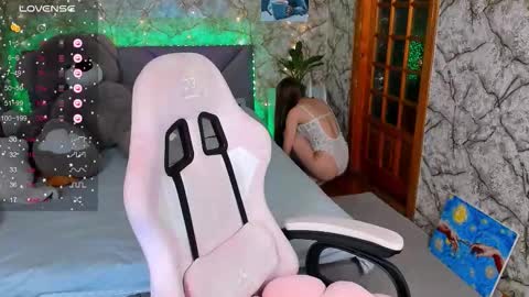 Kate online show from November 13, 2:42 pm