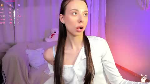 Goldy Grace online show from July 24, 4:37 pm