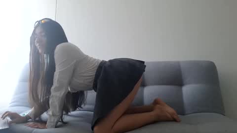 SKY online show from February 13, 8:03 pm