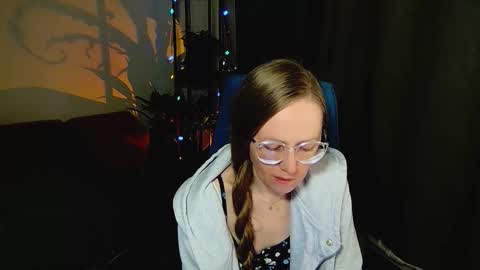 Snapshot of _goldilocks__ chatting on September 28, 5:33 pm _goldilocks__ online show from September 28, 5:33 pm