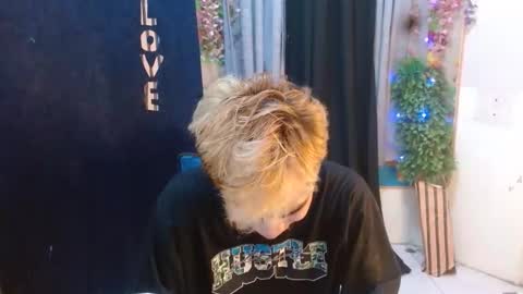 _guison online show from September 22, 1:37 pm