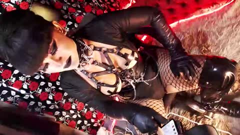 GoDDess  Chloe online show from December 3, 1:26 am