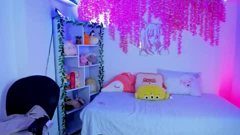 Hanna Botero online show from March 24, 6:58 pm