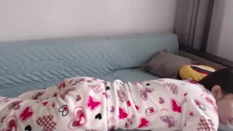 Criss4u online show from February 24, 8:17 am