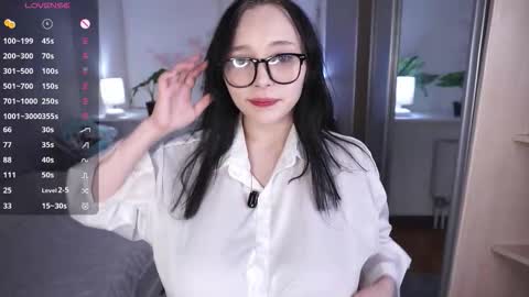 Emily online show from March 21, 5:28 pm