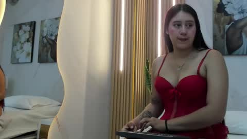 _iris_evans online show from October 19, 10:53 am