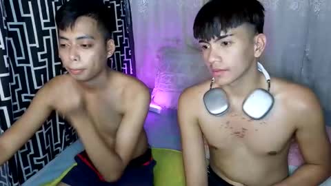 _jamescock online show from April 13, 5:33 am