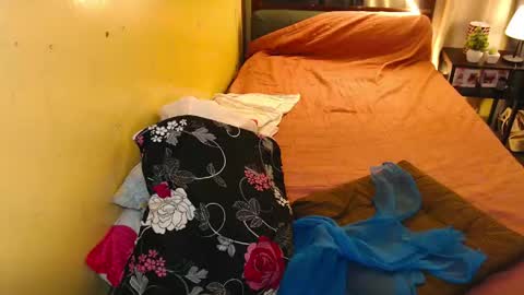 _jazzysweetheart_ online show from June 3, 2:33 pm