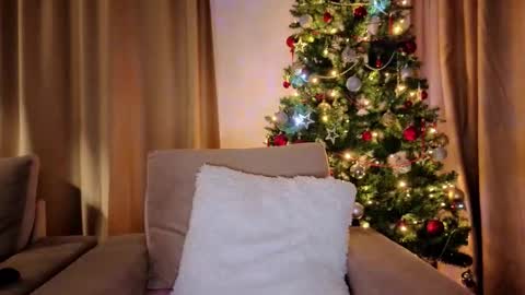 _just_a_simple_girl online show from January 7, 5:29 pm