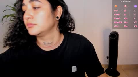     online show from November 30, 11:23 pm