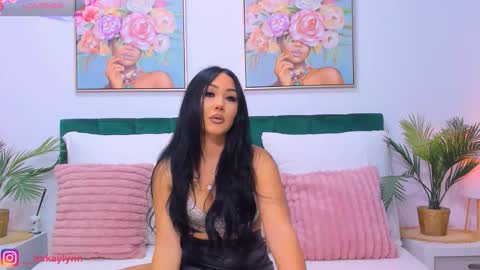 _kaylynn online show from November 10, 4:04 am