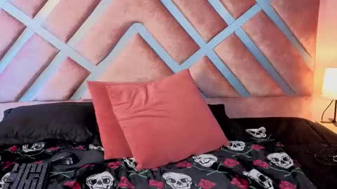 kelly online show from February 11, 1:59 pm